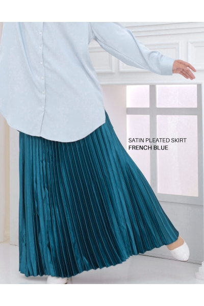 SATIN PLEATED SKIRT FRENCH BLUE
